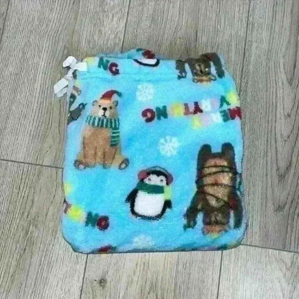 Winter Christmas Print Pajama Pants Size Large (Juniors)